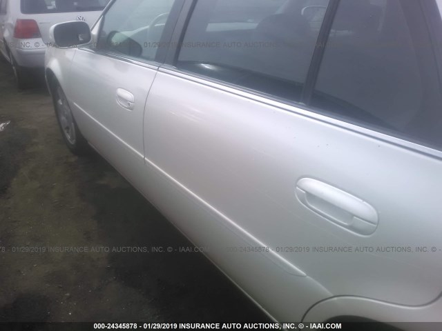 1G6KF57992U182420 - 2002 CADILLAC DEVILLE DTS WHITE photo 6