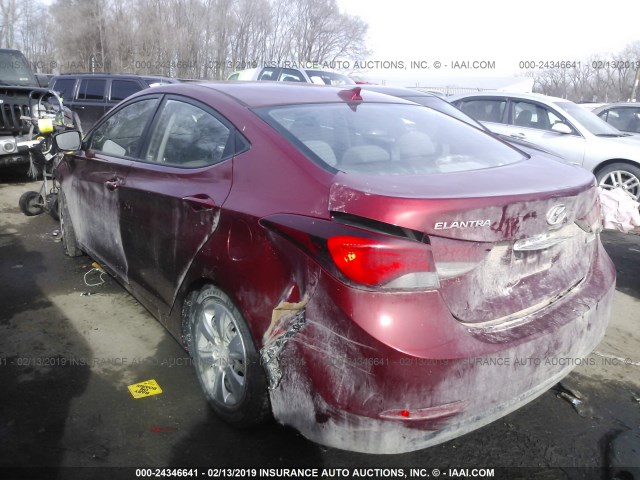 5NPDH4AE3GH715993 - 2016 HYUNDAI ELANTRA SE/SPORT/LIMITED RED photo 3