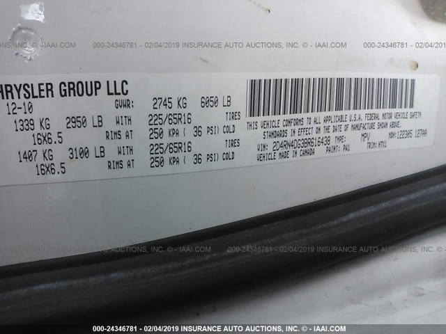 2D4RN4DG3BR616438 - 2011 DODGE GRAND CARAVAN EXPRESS WHITE photo 9