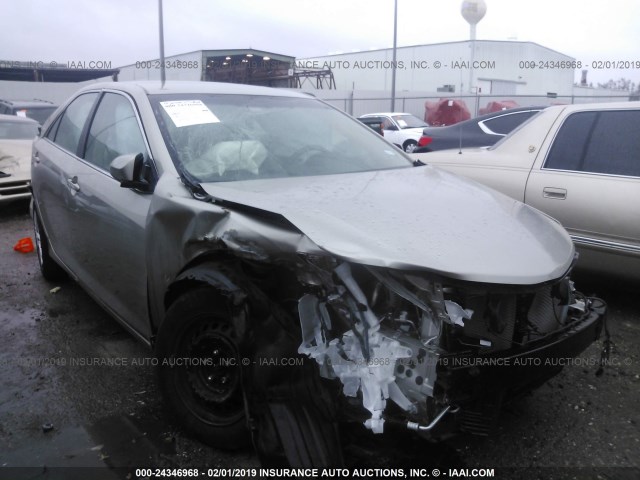 4T1BF1FK9EU858150 - 2014 TOYOTA CAMRY L/SE/LE/XLE 米色 照片 1