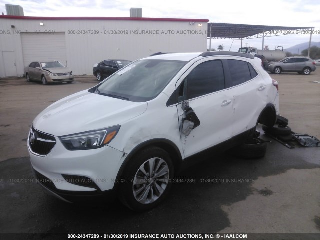 KL4CJASB2JB641181 - 2018 BUICK ENCORE PREFERRED Ақ фото 2