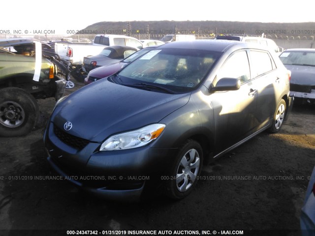 2T1KU4EE6BC563233 - 2011 TOYOTA COROLLA MATRIX  GRAY photo 2