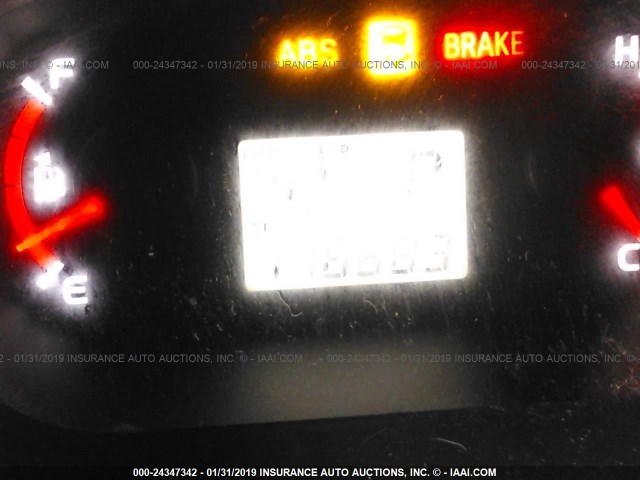 2T1KU4EE6BC563233 - 2011 TOYOTA COROLLA MATRIX  GRAY photo 7