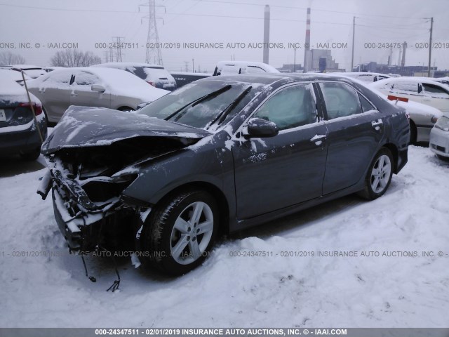 4T1BF1FK9DU297513 - 2013 TOYOTA CAMRY L/SE/LE/XLE Boz foto 2