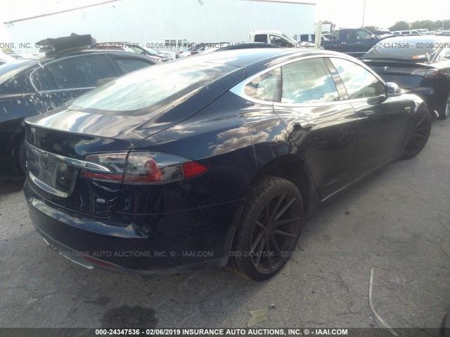 5YJSA1CN9DFP15630 - 2013 TESLA MODEL S BLACK photo 4