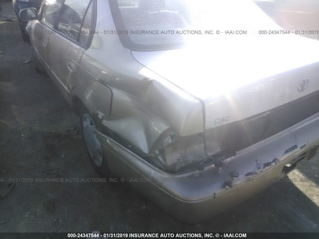 1NXBB02EXVZ508841 - 1997 TOYOTA COROLLA DX GOLD photo 6