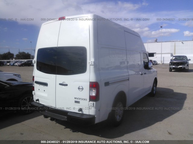 1N6AF0LY1FN802456 - 2015 NISSAN NV 2500/3500 WHITE photo 4