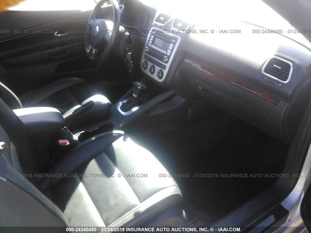 WVWFA71F79V015825 - 2009 VOLKSWAGEN EOS LUX 银色 照片 5
