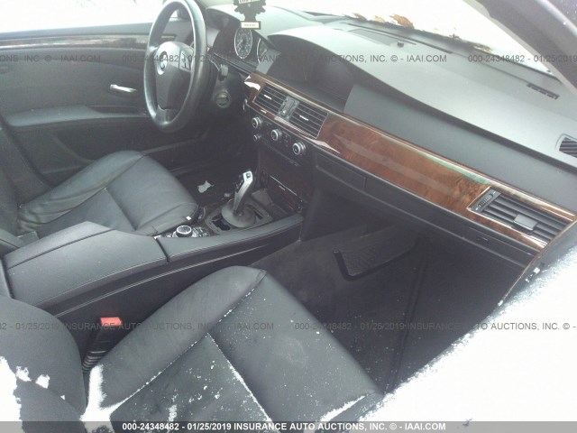 WBANV9C50AC461747 - 2010 BMW 535 XI BLACK photo 5