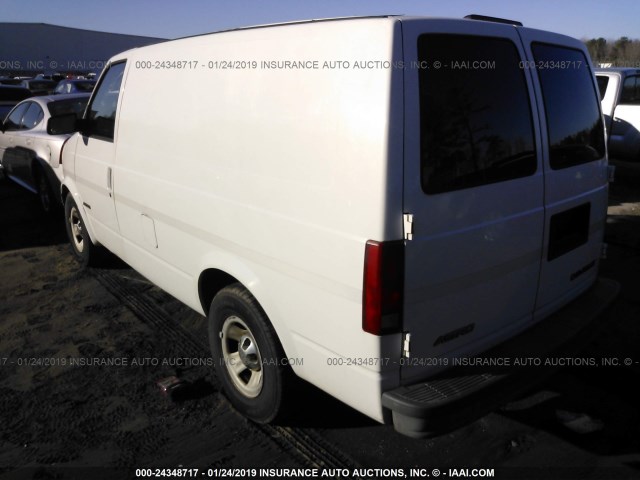 1GCDM19W71B107698 - 2001 CHEVROLET ASTRO WHITE photo 3