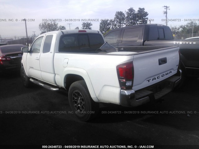 5TFRZ5CN7JX068712 - 2018 TOYOTA TACOMA ACCESS CAB/SR/SR5 WHITE photo 3