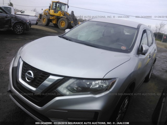 KNMAT2MT1HP553612 - 2017 NISSAN ROGUE S/SV SILVER photo 2