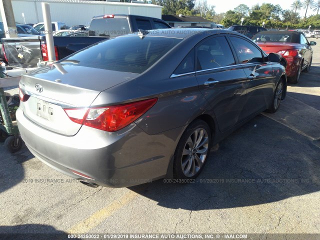 5NPEC4AC1DH652129 - 2013 HYUNDAI SONATA SE/LIMITED GRAY photo 4