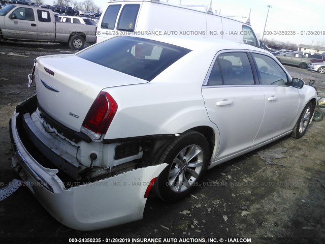 2C3CCAAG0GH197655 - 2016 CHRYSLER 300 LIMITED WHITE photo 4