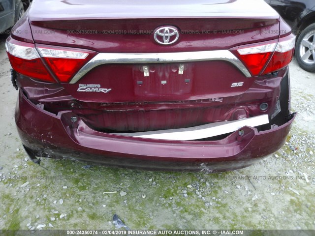 4T1BF1FKXHU711808 - 2017 TOYOTA CAMRY LE/XLE/SE/XSE MAROON photo 6