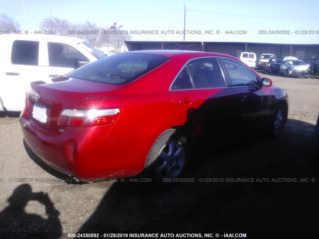 4T1BE46K37U025645 - 2007 TOYOTA CAMRY NEW GENERAT CE/LE/XLE/SE RED photo 4