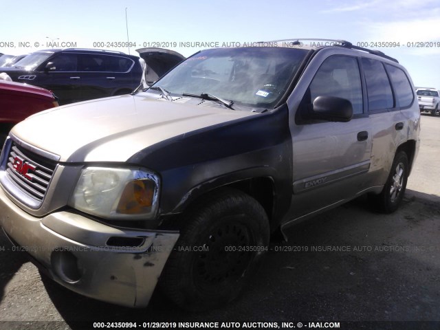 1GKDS13S152219953 - 2005 GMC ENVOY GOLD photo 2