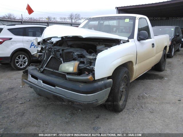 1GCEC14VX3Z254971 - 2003 CHEVROLET SILVERADO C1500 WHITE photo 2