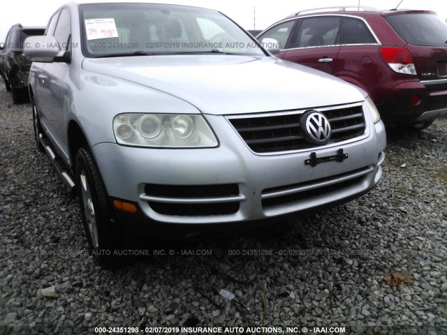 WVGZG77L95D058373 - 2005 VOLKSWAGEN TOUAREG 3.2 SILVER photo 6