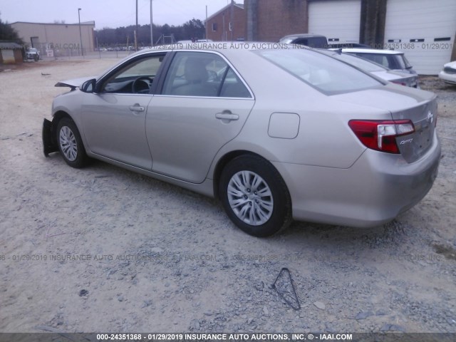 4T1BF1FK0DU719636 - 2013 TOYOTA CAMRY L/SE/LE/XLE Champagne photo 3