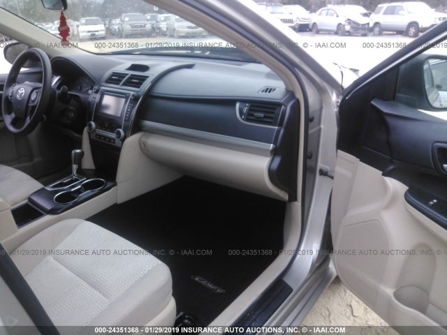 4T1BF1FK0DU719636 - 2013 TOYOTA CAMRY L/SE/LE/XLE Champagne photo 5