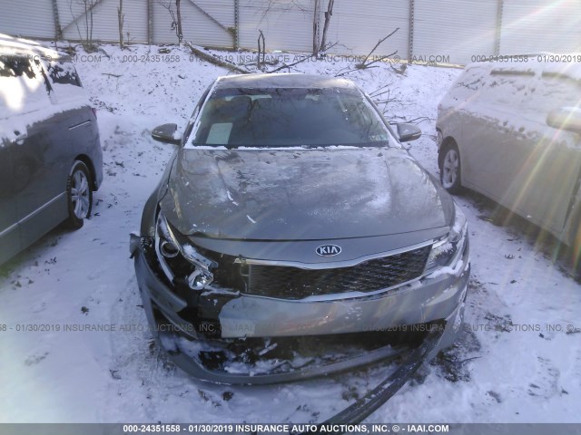 5XXGT4L37JG264142 - 2018 KIA OPTIMA LX/S GRAY photo 6