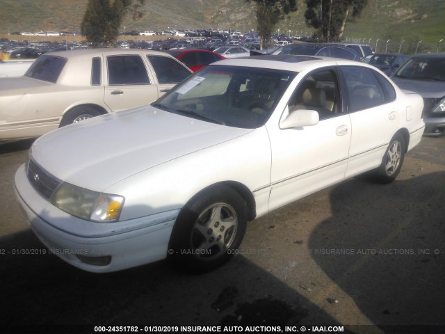 4T1BF18B2XU310944 - 1999 TOYOTA AVALON XL/XLS WHITE photo 2