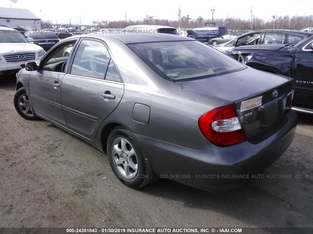 4T1BE32K03U646092 - 2003 TOYOTA CAMRY LE/XLE/SE GRAY photo 3