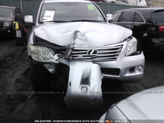 JTJHY00W794025920 - 2009 LEXUS LX 570 SILVER photo 6