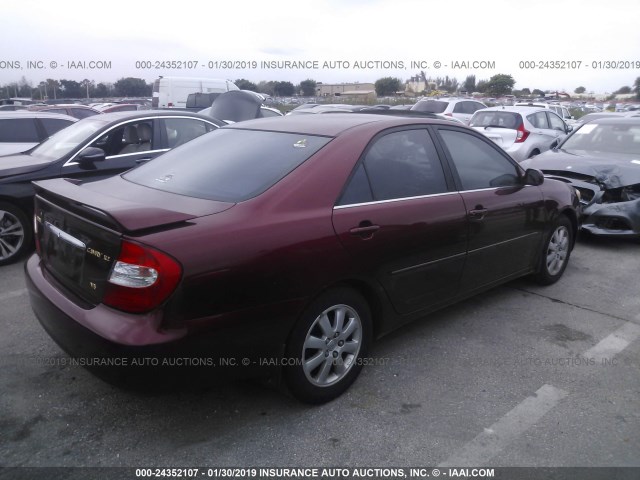 JTDBF30K020013568 - 2002 TOYOTA CAMRY LE/XLE/SE RED photo 4