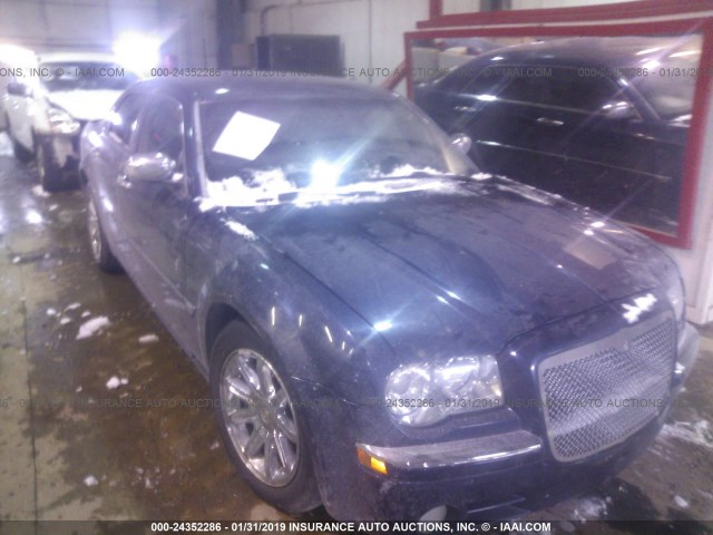 2C3AA63H25H576671 - 2005 CHRYSLER 300C BLUE photo 1