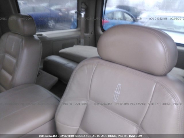 5LMFU28A6YLJ20055 - 2000 LINCOLN NAVIGATOR BEIGE photo 8