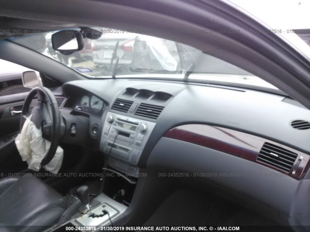 4T1CA38P24U004266 - 2004 TOYOTA CAMRY SOLARA SE/SLE ვერცხლისფერი ფოტო 5