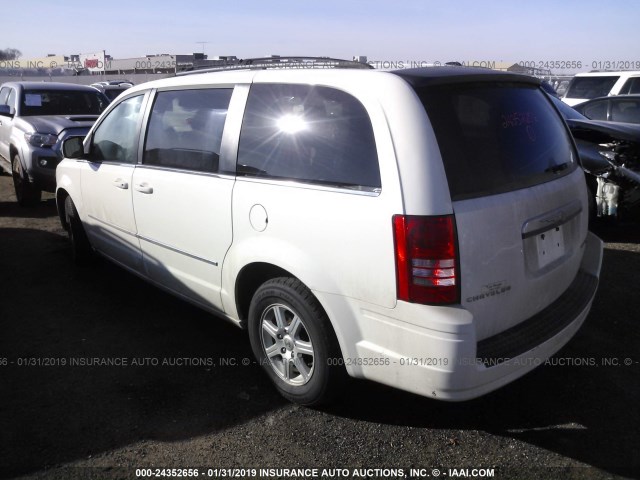 2A4RR5D14AR279189 - 2010 CHRYSLER TOWN & COUNTRY TOURING WHITE photo 3