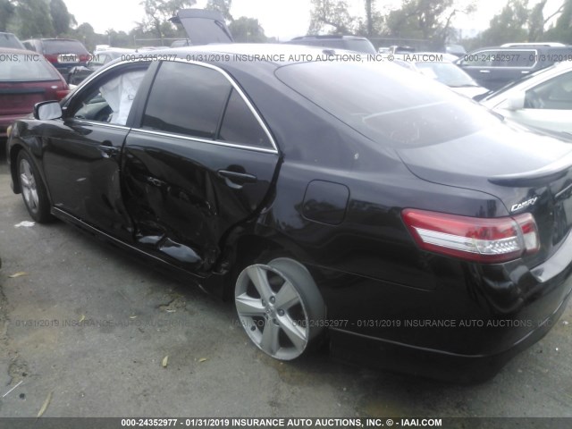 4T1BF3EK7BU221850 - 2011 TOYOTA CAMRY SE/LE/XLE BLACK photo 6