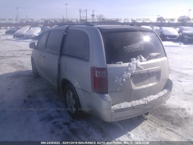 2D4RN5D13AR135573 - 2010 DODGE GRAND CARAVAN SXT SILVER photo 3