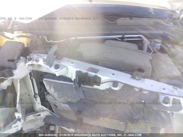 1GCGSBEA2G1299663 - 2016 CHEVROLET COLORADO WHITE photo 10