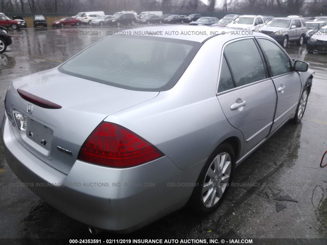 1HGCM6656A034602 - 2006 HONDA ACCORD SILVER photo 4