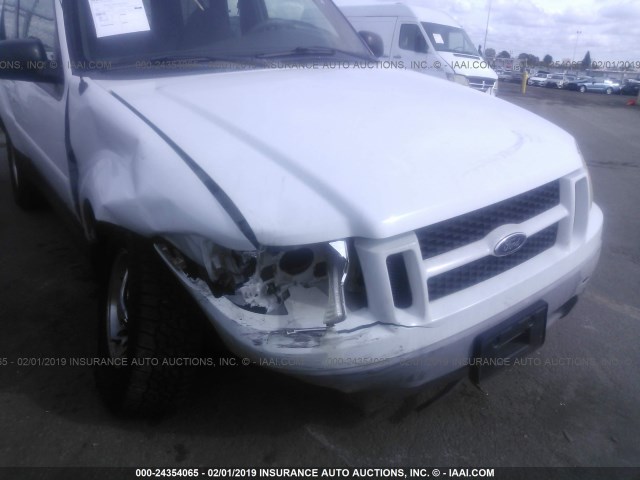 1FMYU60E91UA45160 - 2001 FORD EXPLORER SPORT WHITE photo 6