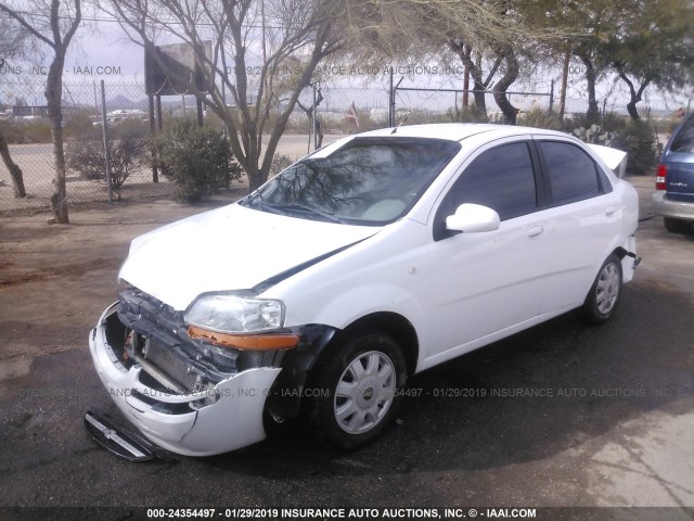 KL1TD52675B388184 - 2005 CHEVROLET AVEO LS WHITE photo 2