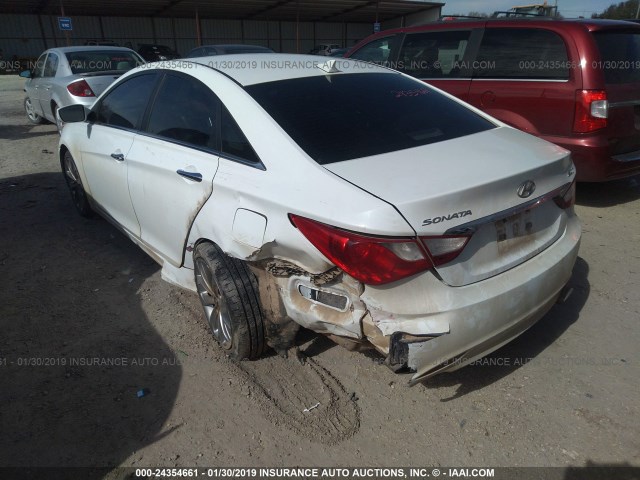 5NPEC4AB1CH447870 - 2012 HYUNDAI SONATA SE/LIMITED WHITE photo 3