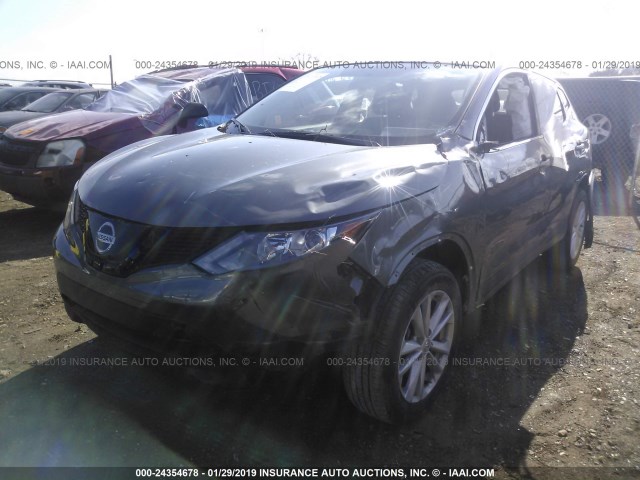 JN1BJ1CP7JW161810 - 2018 NISSAN ROGUE SPORT S/SV/SL SILVER photo 2