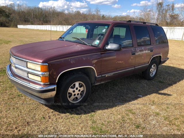 1GNEC13K3SJ439214 - 1995 CHEVROLET TAHOE MAROON photo 2