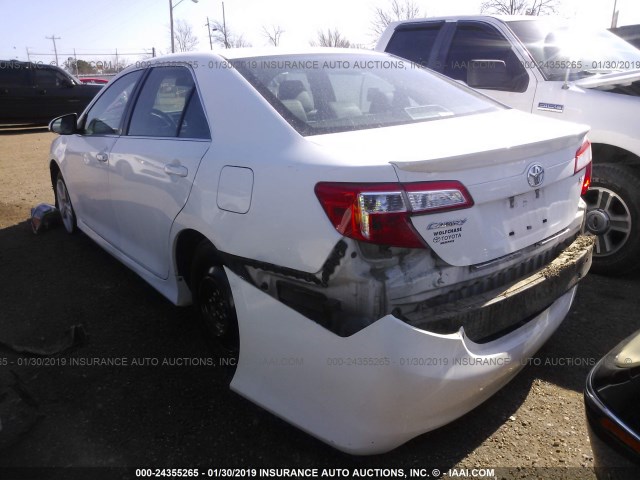 4T1BF1FK1DU677929 - 2013 TOYOTA CAMRY L/SE/LE/XLE 白色 照片 3