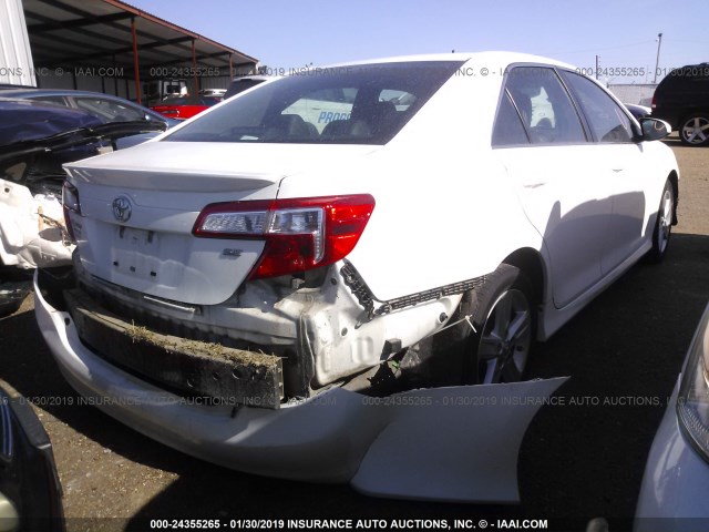4T1BF1FK1DU677929 - 2013 TOYOTA CAMRY L/SE/LE/XLE 白色 照片 4