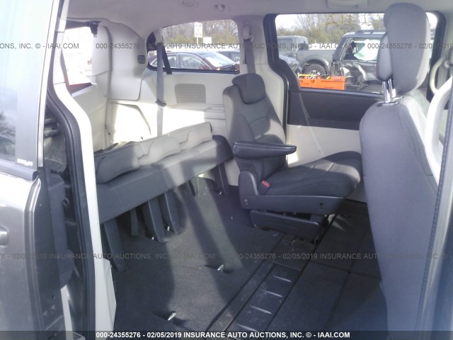 2D4RN3D1XAR453517 - 2010 DODGE GRAND CARAVAN HERO GRAY photo 8