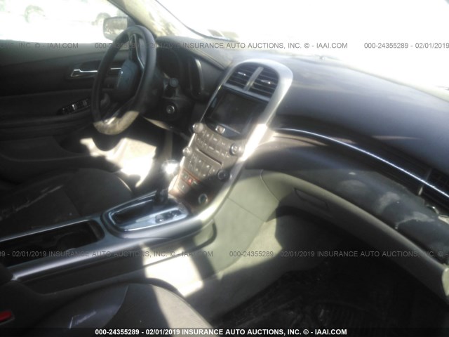 1G11C5SA8DF353628 - 2013 CHEVROLET MALIBU 1LT BLACK photo 5