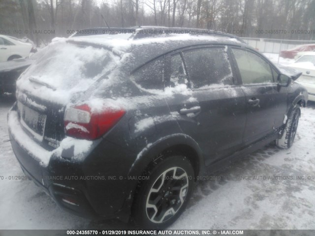 JF2GPABC9H8216791 - 2017 SUBARU CROSSTREK PREMIUM GRAY photo 4