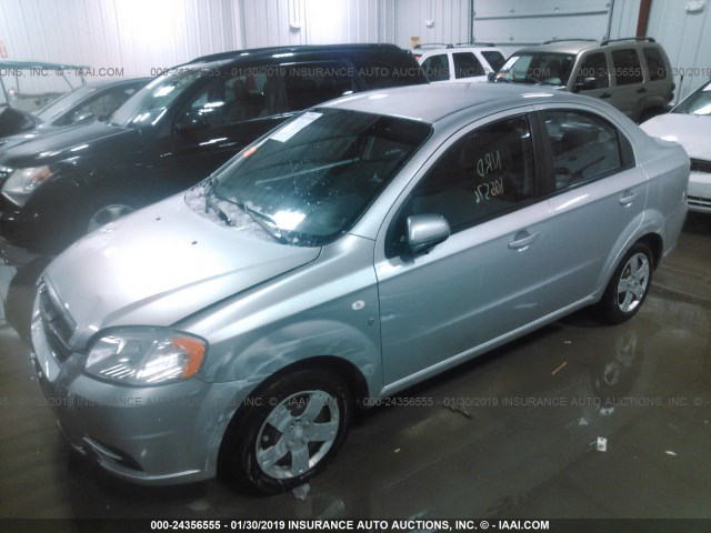 KL1TD56618B049158 - 2008 CHEVROLET AVEO LS SILVER photo 2
