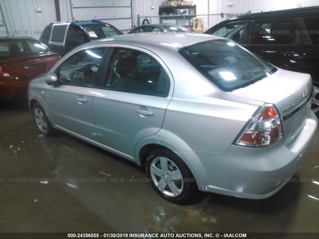 KL1TD56618B049158 - 2008 CHEVROLET AVEO LS SILVER photo 3